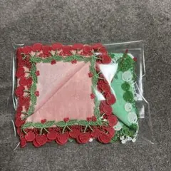 さくらんぼ ピーチ＆クリームソーダ　近沢レース　タオルハンカチ　２枚セット