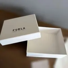フルラ　空箱　巾着のサムネイル