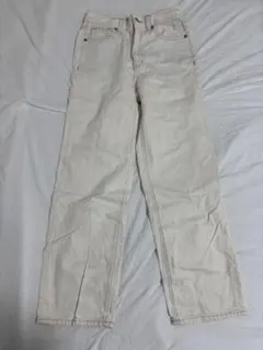 GU ホワイト ストレートデニムパンツ Sサイズ