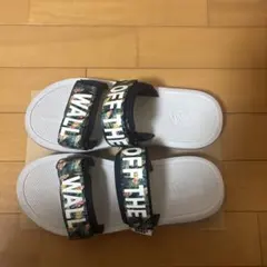 VANS 花柄ビーチサンダル　28cm メンズ　サンダルのサムネイル