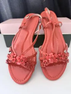 kate spade フラワーモチーフ サンダルのサムネイル