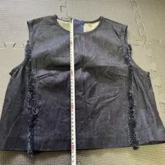 フリンジ付きダークデニムノースリーブベスト　サイズ38