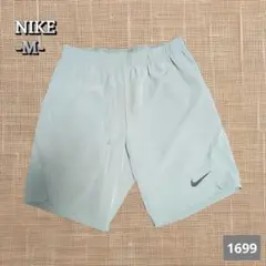 A-1699〈NIKE〉ライトグリーン ショートパンツ　サイズM