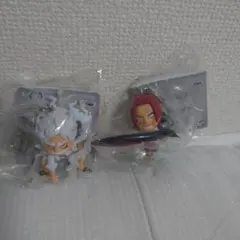 バンダイ ワンピースフィギュアキーホルダー　2点セット