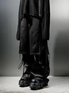 【DIG YOUR OWN GRAVE】LACEUPSHORTS