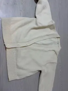 ユニクロ カーディガン アイボリー