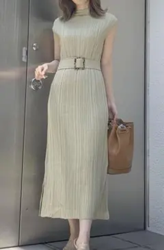 美品！dazzlin ウエストマークリブニットワンピース【WEB限定】グリーンF