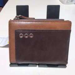 SALE対象商品【新品タグ付き】二つ折り財布 ブラウン/タン 合成皮革