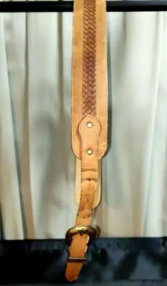 レザー製　編み込みストラップ
