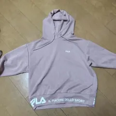 FILA フード付きピンクパーカー