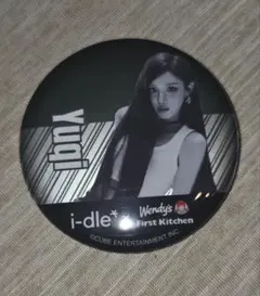 i-dle ウギ　缶バッジ
