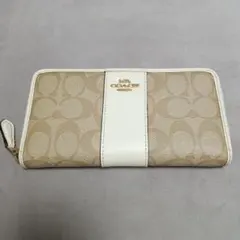 COACH ロゴ入り 長財布 ベージュ/ホワイト