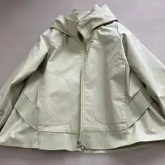 ミント色春物フーディジャケット　Sサイズ　新品未使用品　バックデザイン　コート