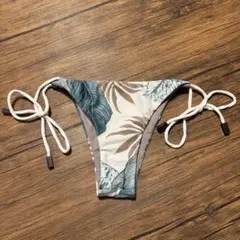 ALEXIA STAM ビキニ　水着　アリシアスタン　ボトム　Mサイズ
