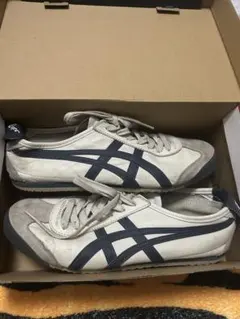 オニツカMexico 66