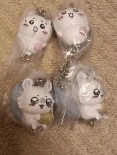 ちいかわ　つまんでつなげてますこっと　　　　モモンガ　キーホルダー