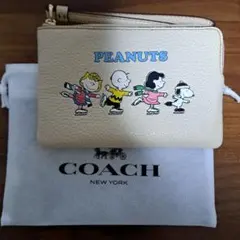 mu3um様専用 COACH ダンボ 二つ折り財布 ホワイト - メルカリ