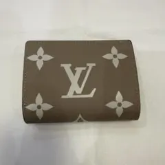 【極美品】二つ折り財布 モノグラム