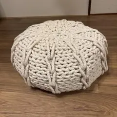 ジャスリーン オーバーシーズ Jasleen Overseas ニットプフ