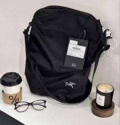 新品 アークテリクス TOTE ヒリアド トートバッグ Healiad 12L - メルカリ