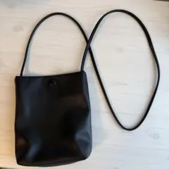 【LOWRYSFARM】クルミボタン ミニショルダー ブラック