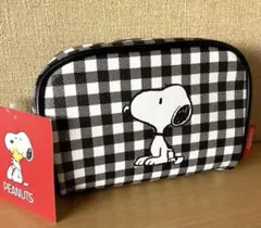 【新品】スヌーピー　PEANUTSギンガムチェック柄ポーチ　化粧ポーチ　小物入れ