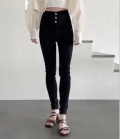 Heather ISKO スキニーデニム ブラック Mサイズのサムネイル