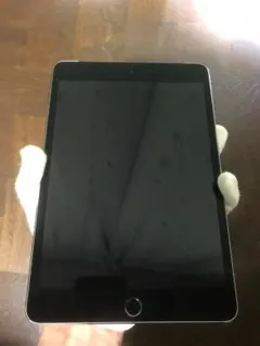 中古・iPad mini 4 Cellular(docomo) 64GB