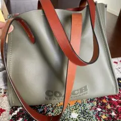 COACH グレー レザー トートバッグ