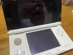 ニンテンドー3DS ホワイト 本体　ソフト