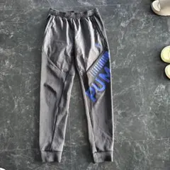 裏起毛であったかい！PUMA グレー ジョガーパンツ