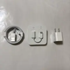 iPhone ケーブル、電源コンセント他