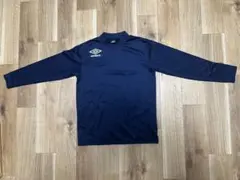 アンブロ紺色シャツ