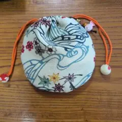 紅型、紬、巾着袋★手づくり★魚飾り付き