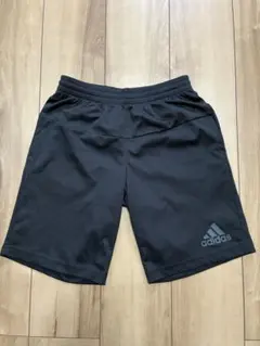 adidas アディダス　150 パンツ　ブラック