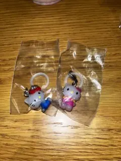 ハローキティめじるしアクセサリー スタンダード・お花 2個セット