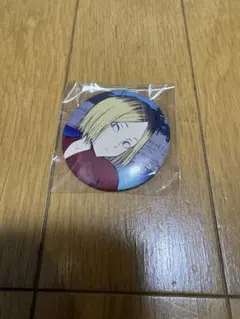 アニメキャラクター ピンバッジ 直径約5cm - メルカリ