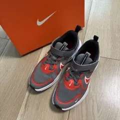 NIKE コスミックランナー　20㎝のサムネイル