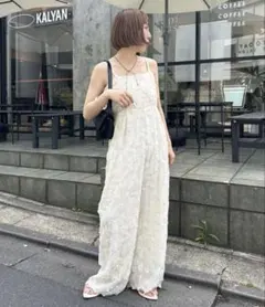 新品タグ付 mystic シャイニーフラワーサロペット 花柄 オールインワン