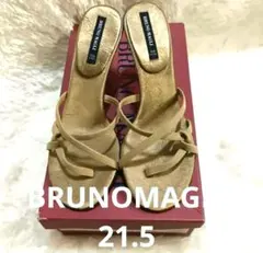 BRUNOMAGLI ゴールドサンダル 34 サイズ21.5のサムネイル
