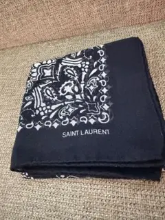 SAINT LAURENT バンダナ柄スカーフのサムネイル