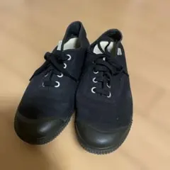 KEEN ブラックキャンバススニーカー 100%ヴァルカニゼート