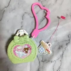 サンリオ50周年ハッピーセット シナモロールスタンプ&モカストラップ2002年