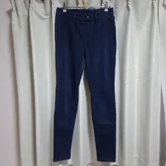 【ユニクロ】ウルトラストレッチデニムレギンスパンツ　L（濃紺）
