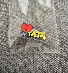 BT21 TATA ピンバッジ BTS コラボレーション チロルチョコ テテ V