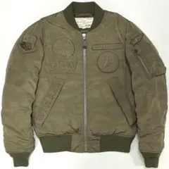 〈古着〉AVIREX MA-1フライトジャケット オリーブ色 迷彩柄