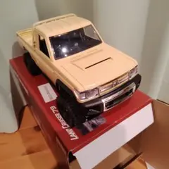 TOYOTA LAND CRUISER 79 ラジコン 本体のサムネイル