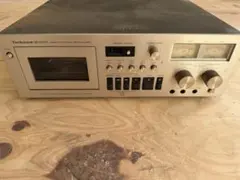 Item thumbnail for item e32e543c-81ab-4a95-bdf5-197fec6c337e