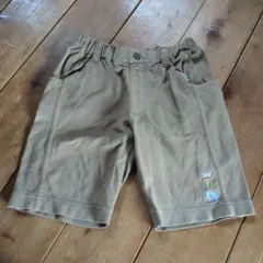 ファミリア　動物刺繍 ベージュ ショートパンツ