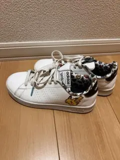 adidas ポケモン スニーカーのサムネイル